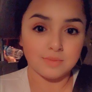 Meet your Posher, Jazmine